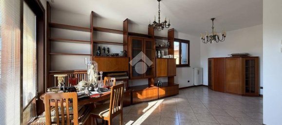2 Schlafzimmer Wohnung in Gorle, Italy, Nr. 343308 12
