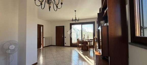 2 Schlafzimmer Wohnung in Gorle, Italy, Nr. 343308 4