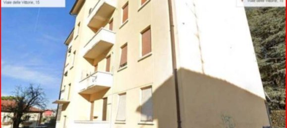 Apartamento de 2 divisões em Malnate, Italy N.º 5386 2