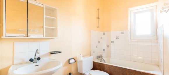 2 bedrooms House in Occitanie, France No. 363367 6