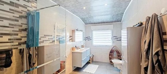 Дом с 6 спальнями в Мон-Сен-Мартен, Франция № 305084 11