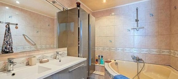 Дом с 6 спальнями в Мон-Сен-Мартен, Франция № 305084 16