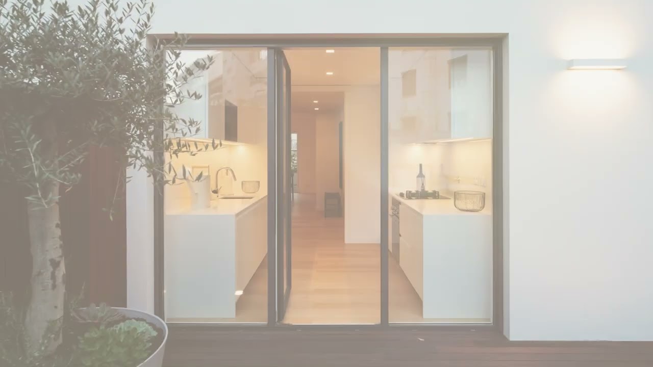 228m² Commercial property in Cascais, Portugal No. 331962