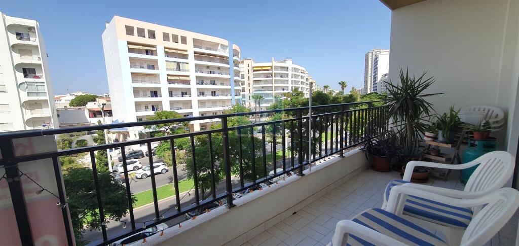 2 Schlafzimmer Wohnung in Quarteira, Portugal, Nr. 247734