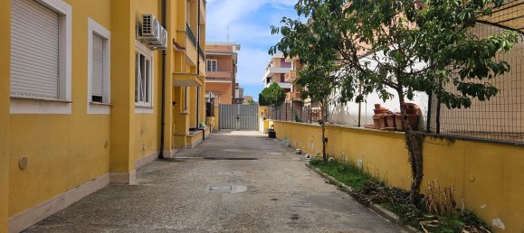 Apartamento de 2 dormitorios en Fiumicino, Italy No. 335486 14