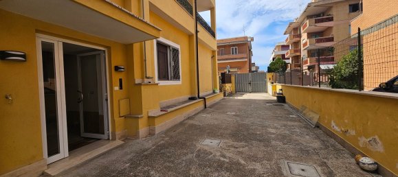 Apartamento de 2 dormitorios en Fiumicino, Italy No. 335486 15