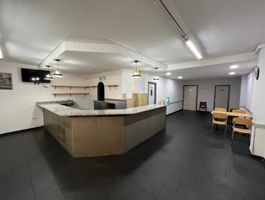 Imóvel comercial em Figueres, Spain 93 m² N.º 186158