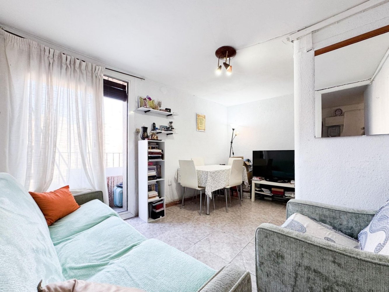 2 chambres Appartement à Ciutat Vella, Spain No. 113838