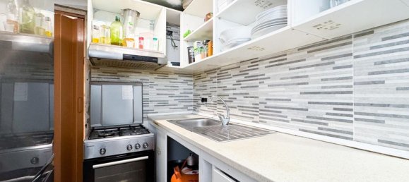 2 chambres Appartement à Ciutat Vella, Spain No. 113838 3