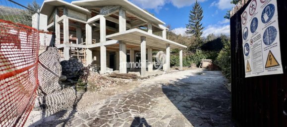 5 Schlafzimmer Villa in Pizzoli, Italy, Nr. 116419 7