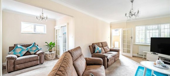 3 bedrooms House in Harrow, United Kingdom No. 12173 18