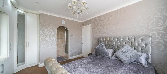 3 bedrooms House in Harrow, United Kingdom No. 12173 7