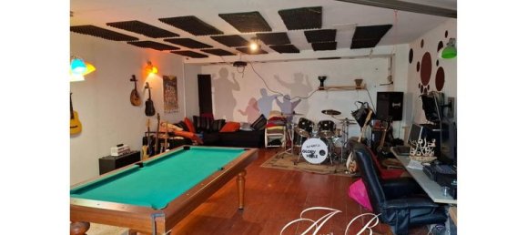 5 bedrooms House in Ain, France No. 310823 7