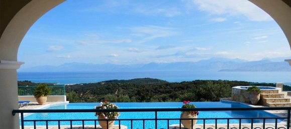 5 bedrooms Villa in Corfu, Greece No. 1306 14