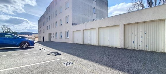 1 bedroom Apartment in Pont-Eveque, France No. 195325 11