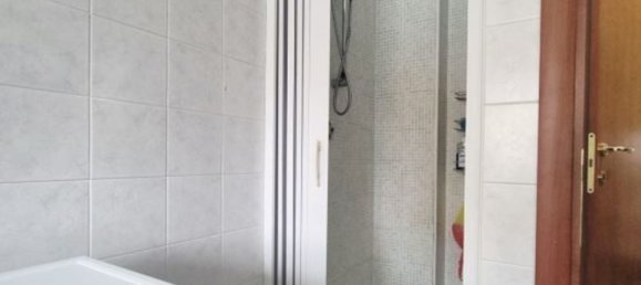 5 rooms Apartment in Pianella, Italy No. 257966 19