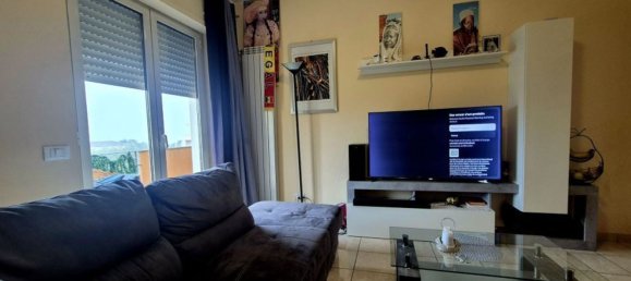5 rooms Apartment in Pianella, Italy No. 257966 4