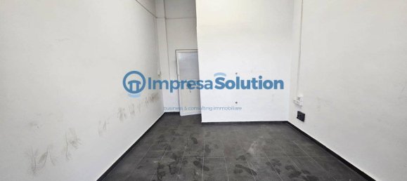 1-Zimmer Gewerbliche Immobilie in Naples, Italy, Nr. 151501 15