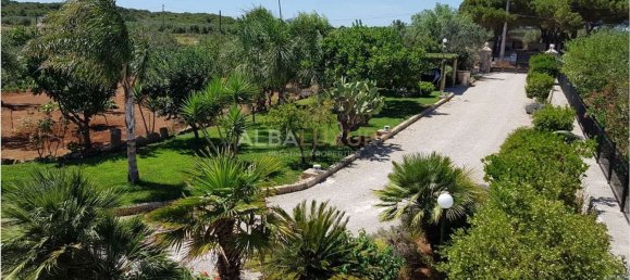 10-salle Villa à Presicce Acquarica, Italy No. 128579 3