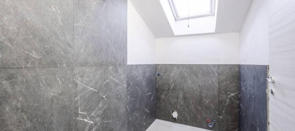 2 rooms Apartment in Parma, Italy No. 33034 18