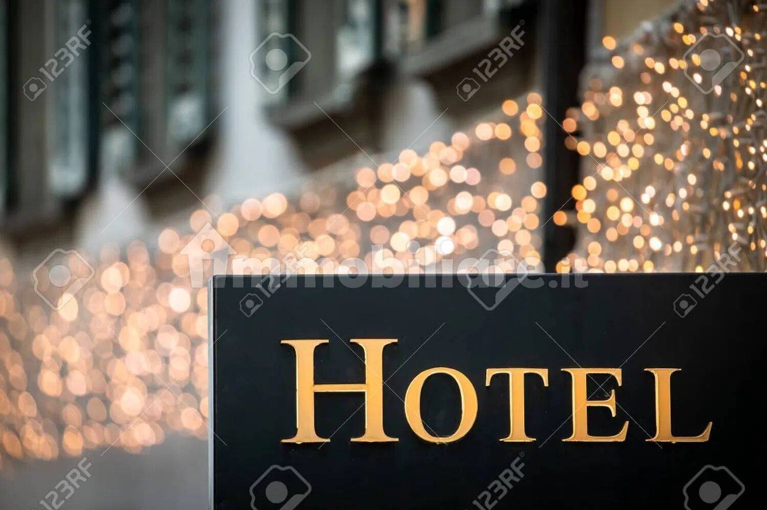 Gebäude in Brescia, Italy 2000m², Nr. 384225