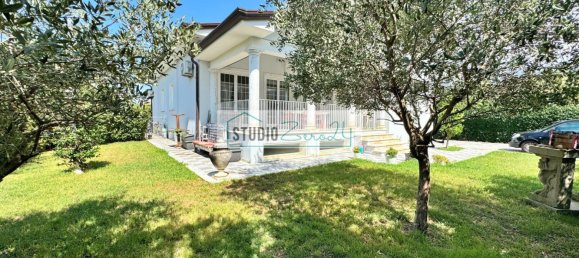 Villa de 6 dormitorios en Pietrasanta, Italy No. 323233 3