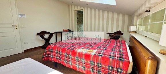 Villa de 6 dormitorios en Pietrasanta, Italy No. 323233 22