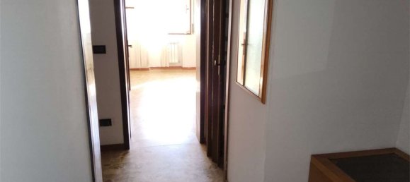4 rooms Apartment in Venice, Italy No. 22607 8