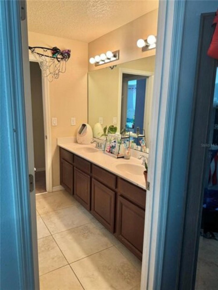 Дом с 5 спальнями в Киссимми, США № 381799