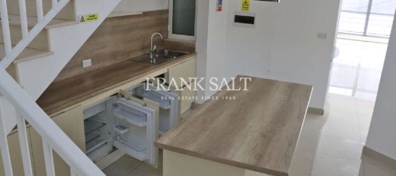 400m² Office in Saint Julian's, Malta No. 11886 22