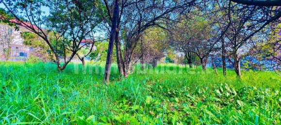 Grundstück in Cocquio-Trevisago, Italy 910m², Nr. 303483 5