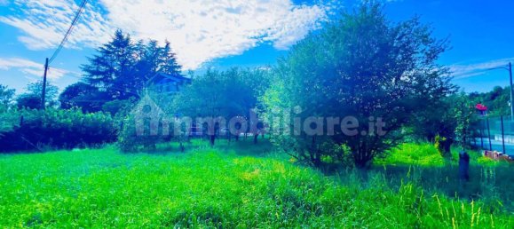 Grundstück in Cocquio-Trevisago, Italy 910m², Nr. 303483 6