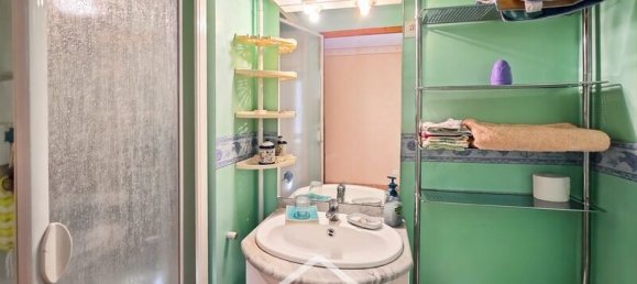 4 bedrooms House in Garchy, France No. 329177 3