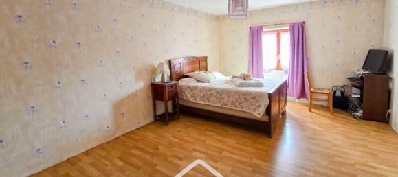 4 bedrooms House in Garchy, France No. 329177 2