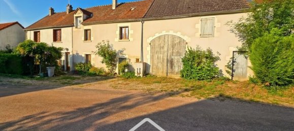 4 bedrooms House in Garchy, France No. 329177 13