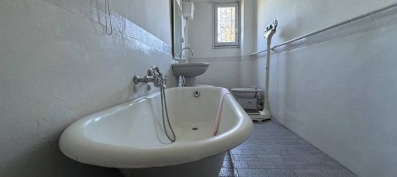 7 rooms House in San Colombano al Lambro, Italy No. 30070 20