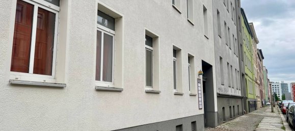 Bâtiment à Halle, Germany No. 227233 2