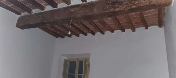 Apartamento de 4 dormitorios en Foiano della Chiana, Italy No. 85338 4