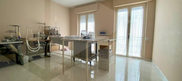 Apartamento de 5 divisões em Andria, Italy N.º 14907 8
