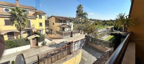 2 bedrooms Apartment in Giugliano in Campania, Italy No. 20472 12