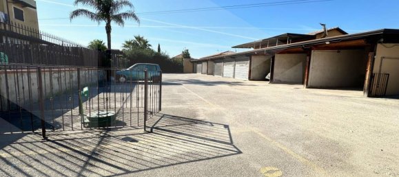 2 bedrooms Apartment in Giugliano in Campania, Italy No. 20472 21