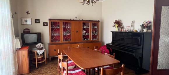4 Schlafzimmer Wohnung in Carmagnola, Italy, Nr. 316706 18