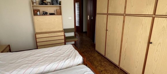 4 Schlafzimmer Wohnung in Carmagnola, Italy, Nr. 316706 33