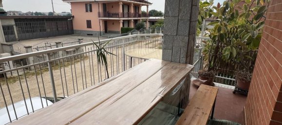 4 Schlafzimmer Wohnung in Carmagnola, Italy, Nr. 316706 15