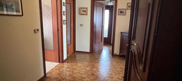 4 Schlafzimmer Wohnung in Carmagnola, Italy, Nr. 316706 34