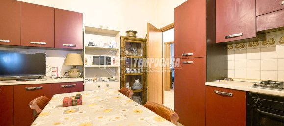 Apartamento de 2 dormitorios en Cremona, Italy No. 354165 19