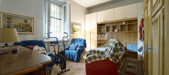 Apartamento de 2 dormitorios en Cremona, Italy No. 354165 21