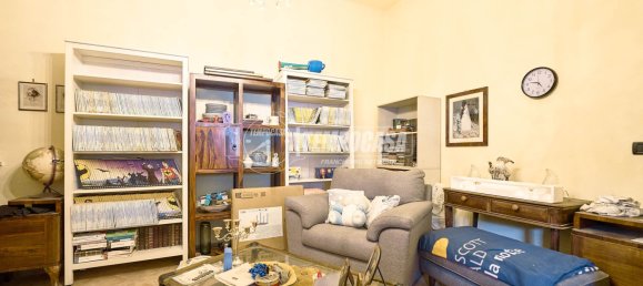 Apartamento de 2 dormitorios en Cremona, Italy No. 354165 14