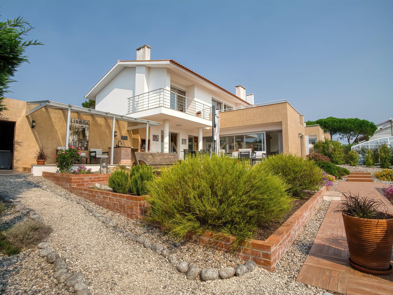 Villa de 4 dormitorios en Cela, Portugal No. 295613