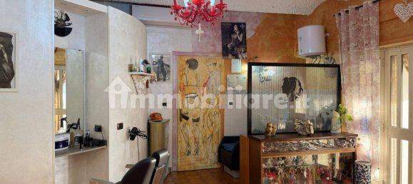 1غرفة عقار تجاري في Capodimonte, Italy رقم 286000 3